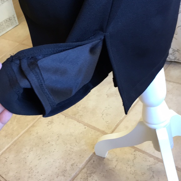 NWT high low bell sleeve black & white dress - Picture 7 of 8